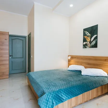 Mini Non-stop Hotel 3*